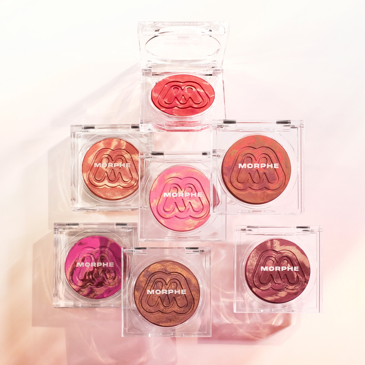 26-06-Brand-Activation-Morphe-CloudlightBlush-Brand-Highlight-Teaser-1170x1170-04_1.jpg