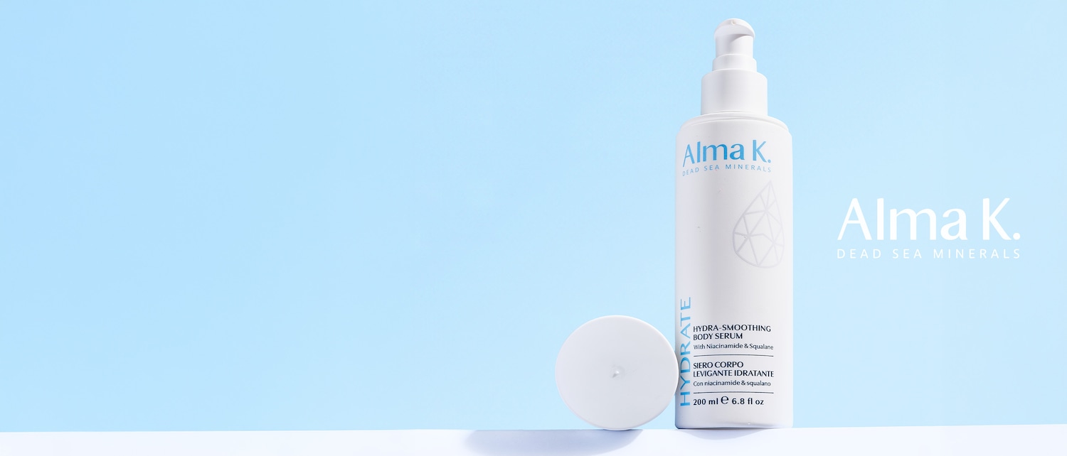 HERO TEASER XL_Hydra-Smoothing Body Serum_Douglas Italy_3072×1314 copy.jpg
