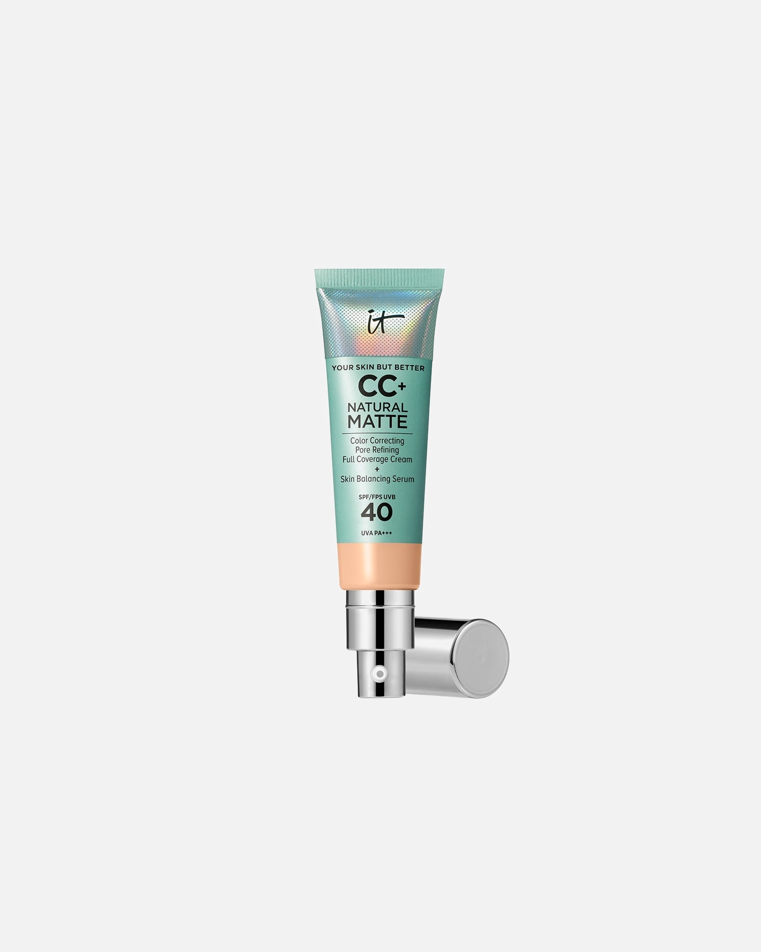 CC Cream di Unisex IT COSMETICS Your Skin But Better CC+ Natural Matte SPF40 LIGHT MEDIUM