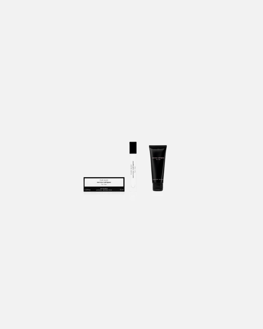Lozione corpo di Femmina Narciso Rodriguez for her Omaggio: Body Lotion - Narciso Rodriguez ESCLUSIVA DOUGLAS Crema corpo e travel spray for her Pure Musc da 10ml in omaggio all’acquisto di una fragranza narciso rodriguez da almeno 50ml. Esclusi i prodotti Douglas Partner.